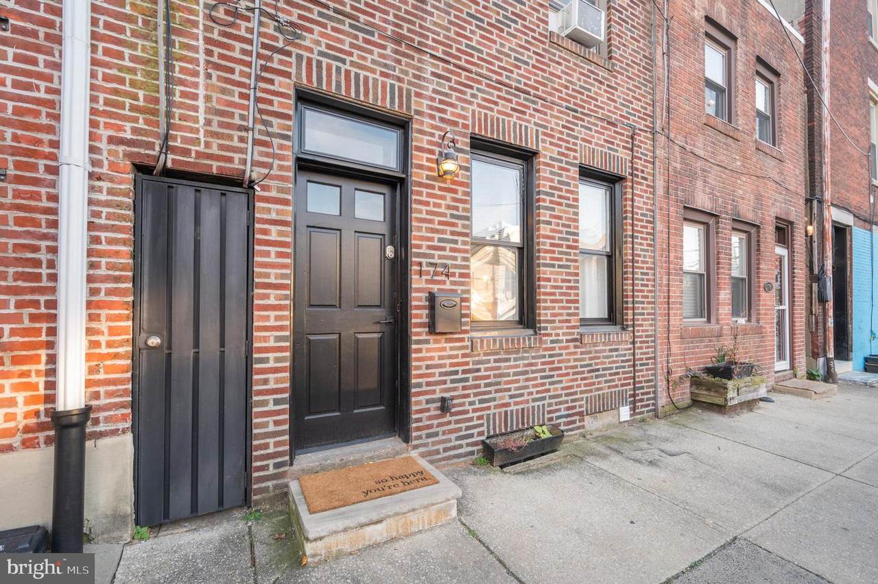 174 Laurel Street - Photo 1