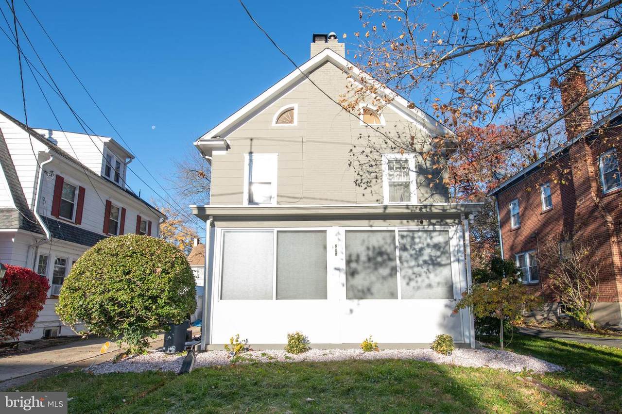 203 Woodside Avenue - Photo 1