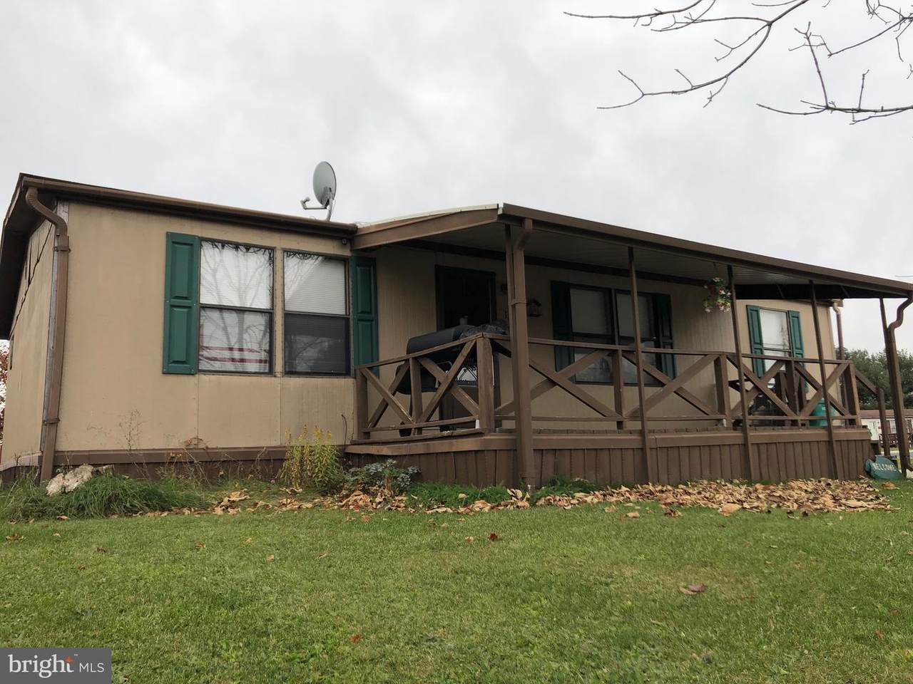 104 Tower Circle - Photo 1