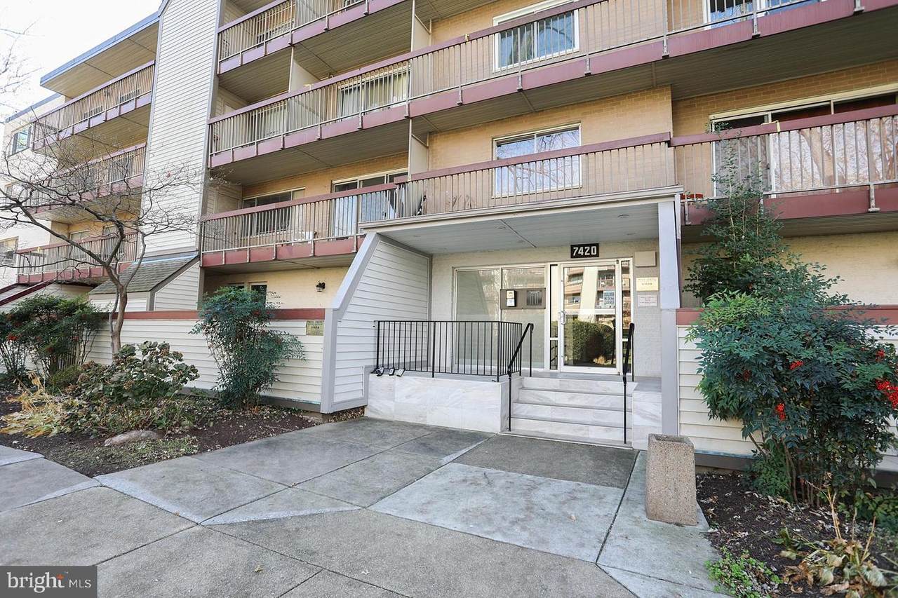 7420 Lakeview Drive - Photo 1