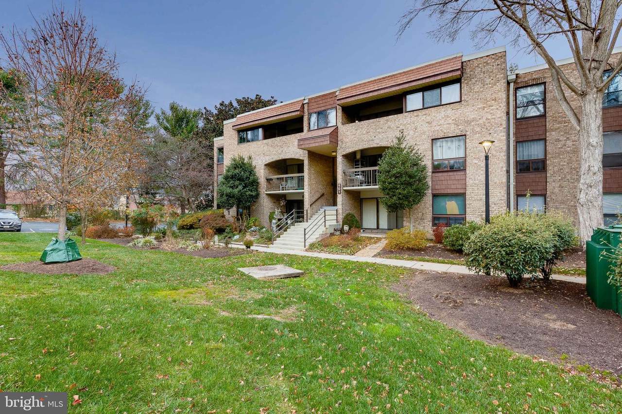 401 Christopher Avenue - Photo 1