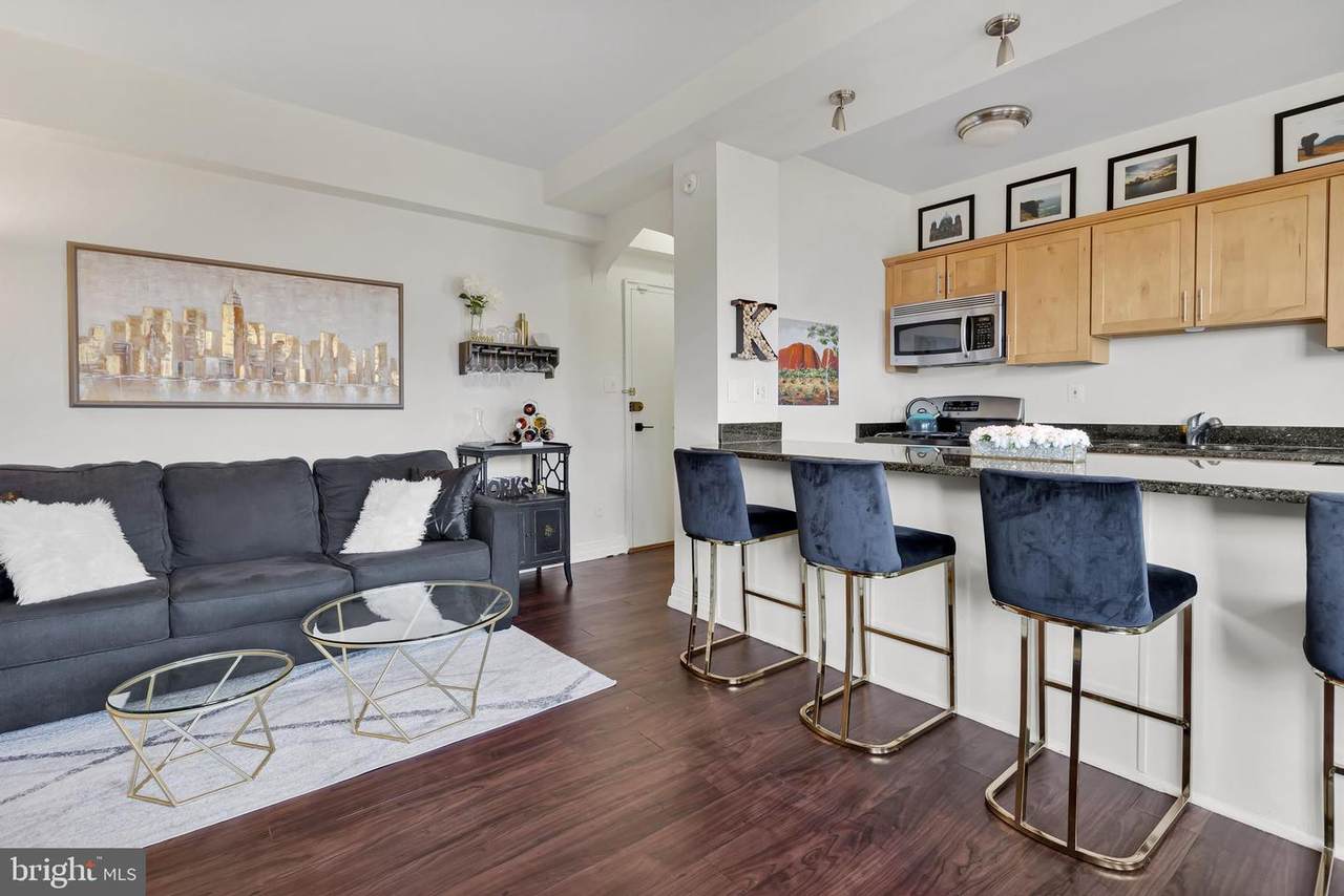 1010 25TH Street - Photo 1