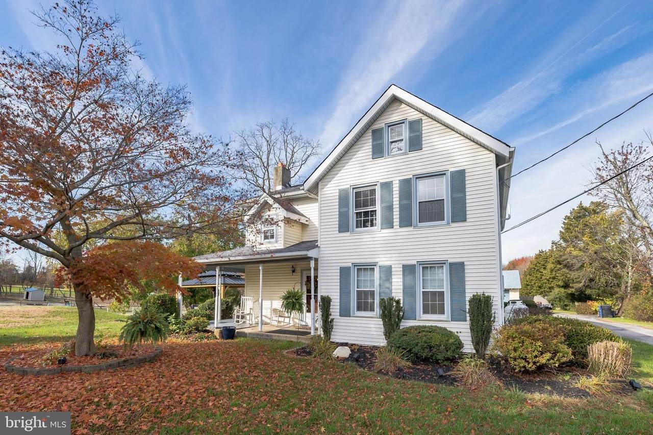 854 Bridgeton Pike - Photo 1