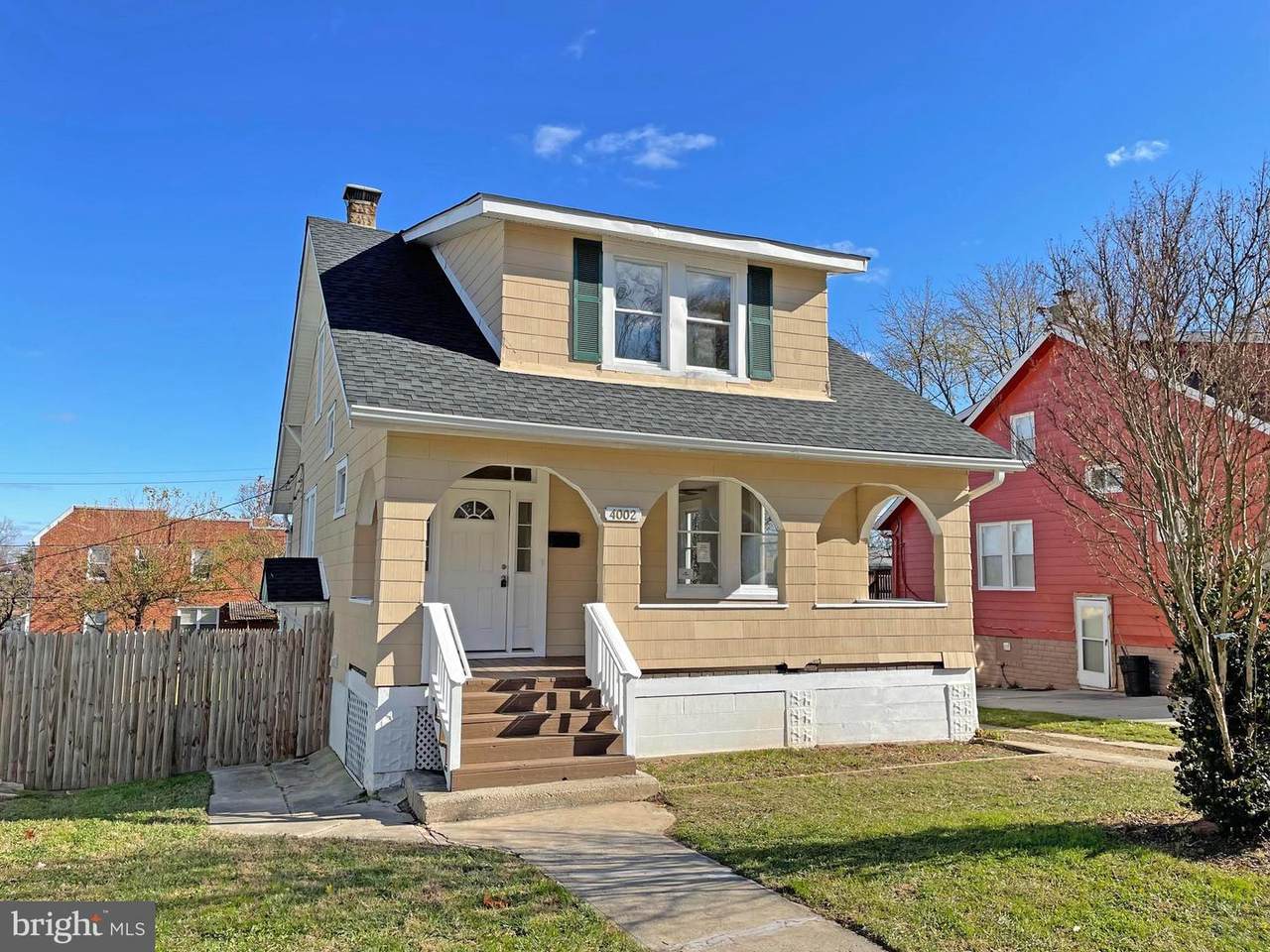 4002 Ridgecroft Road - Photo 1