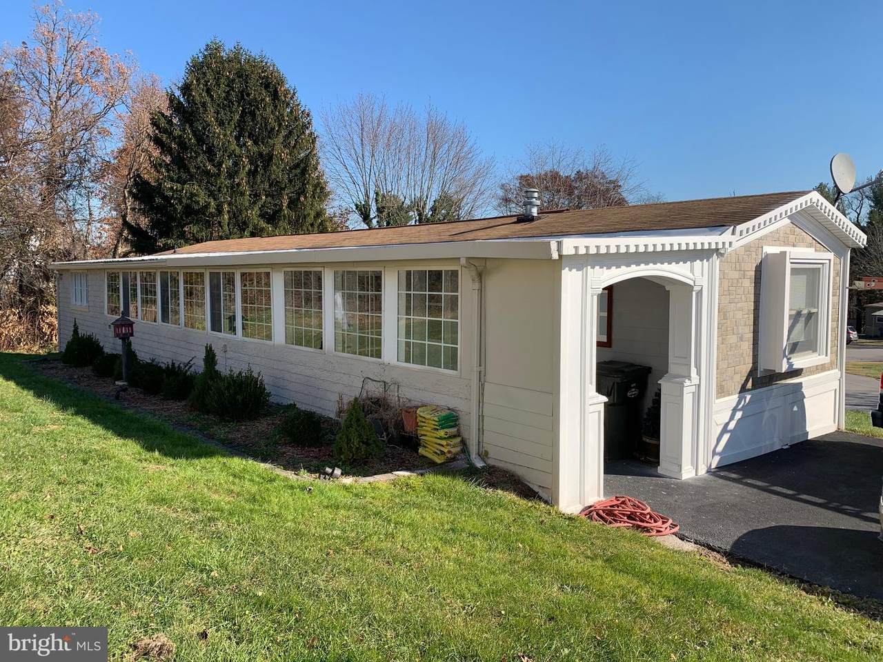 242 Holly Drive - Photo 1
