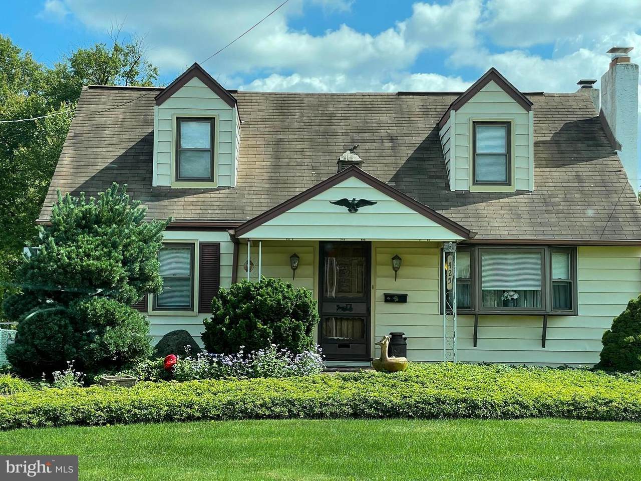 425 Warminster Road - Photo 1