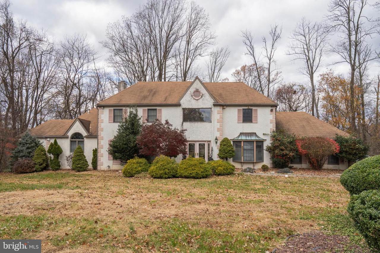 315 Stokes Circle - Photo 1