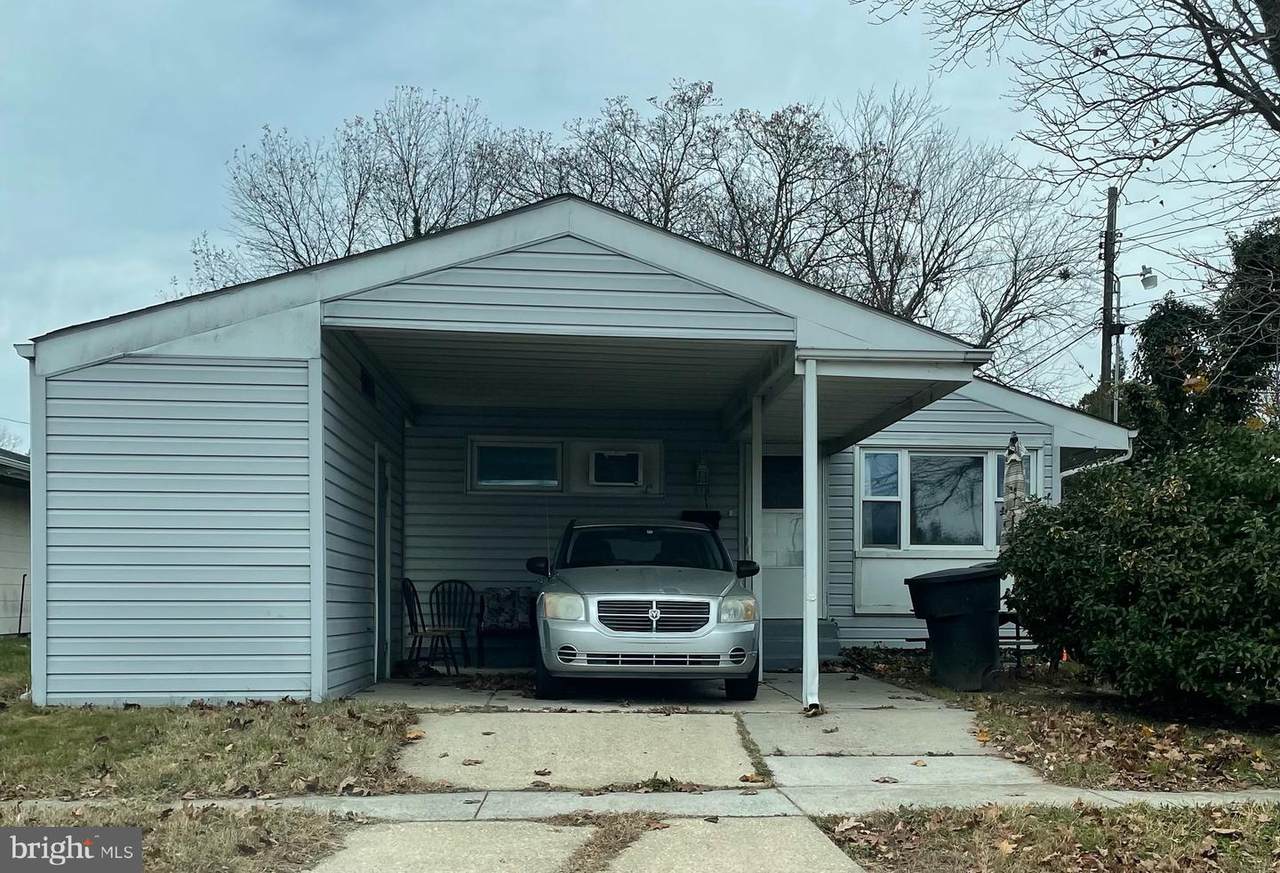 814 New Castle Avenue - Photo 1