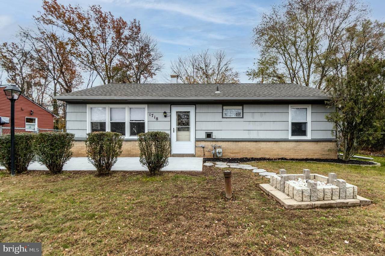 1718 Spencer Drive - Photo 1