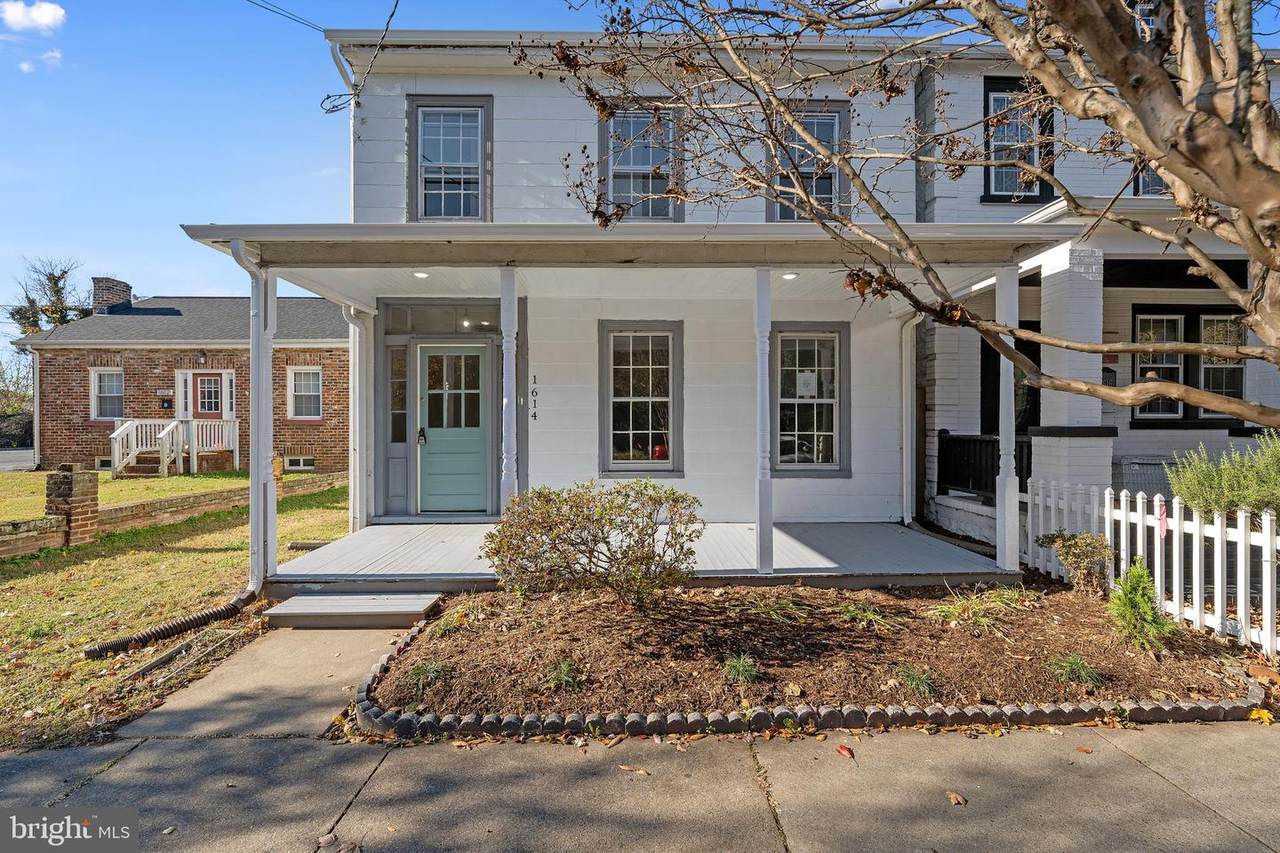 1614 Caroline Street - Photo 1