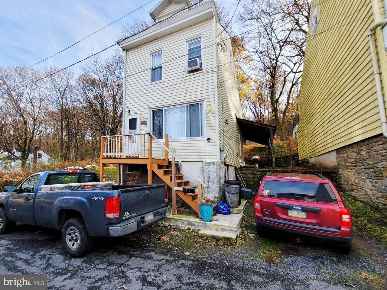 1019 Schuylkill Avenue - Photo 1