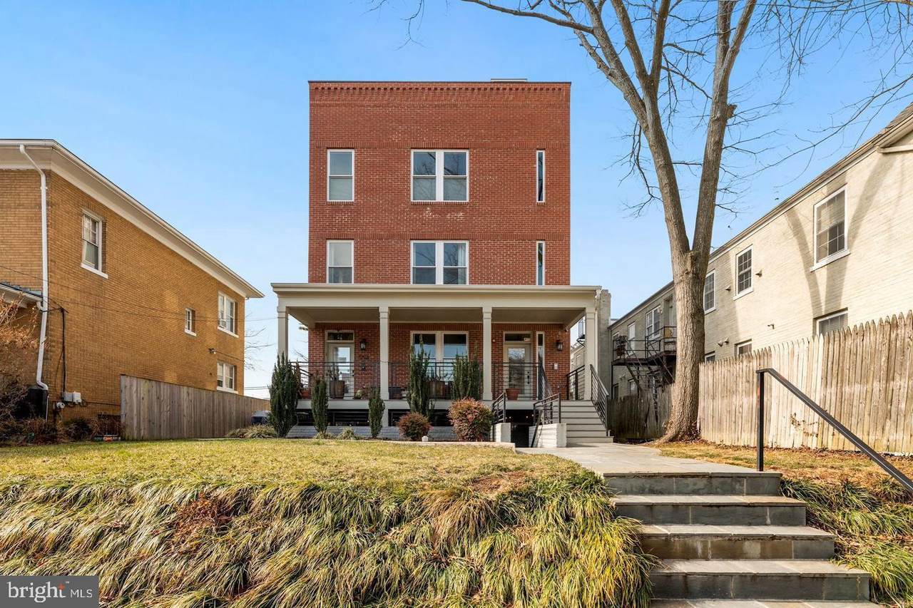 5516 14TH Street - Photo 1