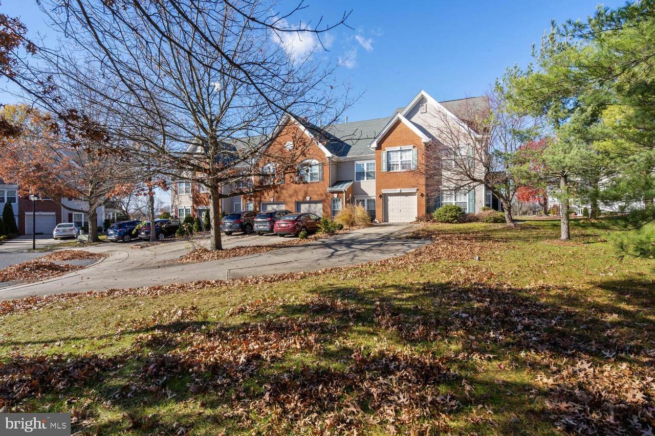 71 Greens Way - Photo 1