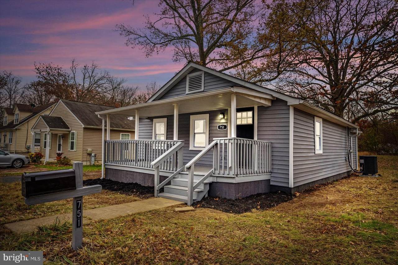 751 Battle Avenue - Photo 1
