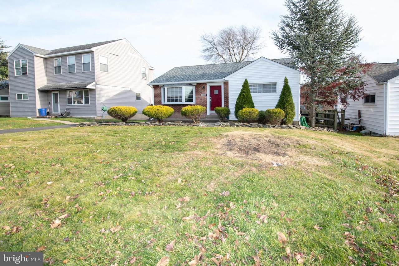 14011 Barcalow Avenue - Photo 1