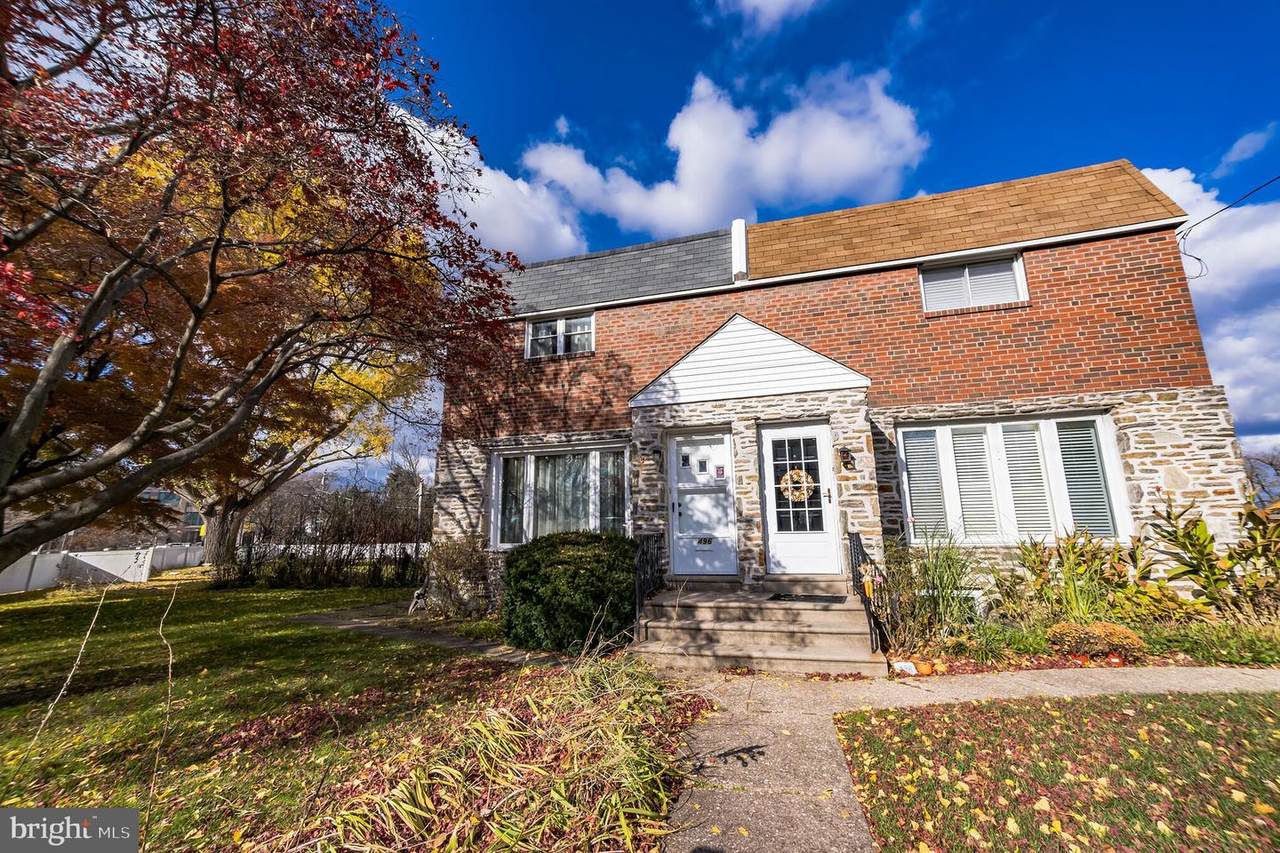 496 Gates Street - Photo 1