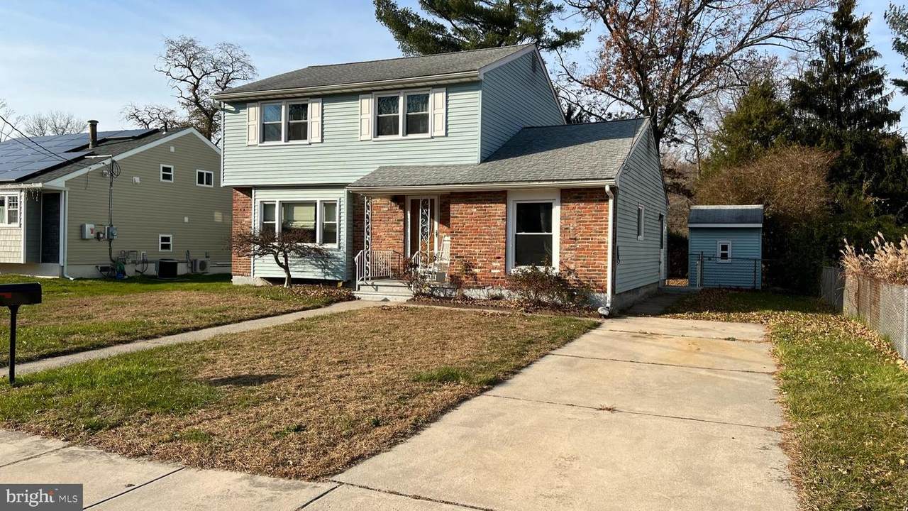 107 Wellington Avenue - Photo 1