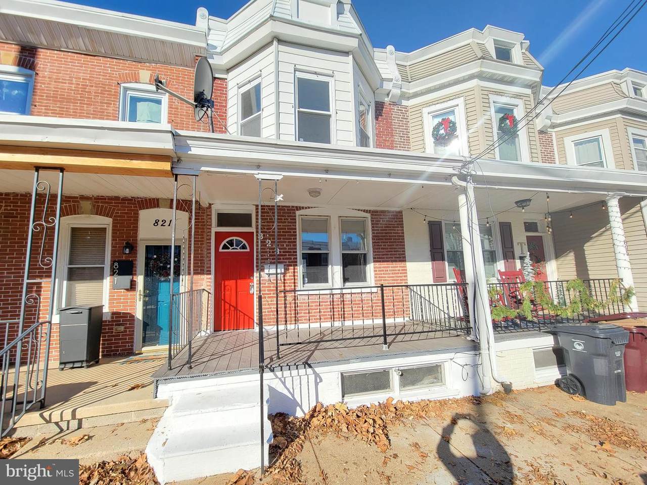 823 Dupont Street - Photo 1