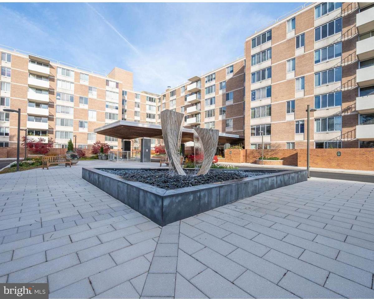 2939 Van Ness Street - Photo 1