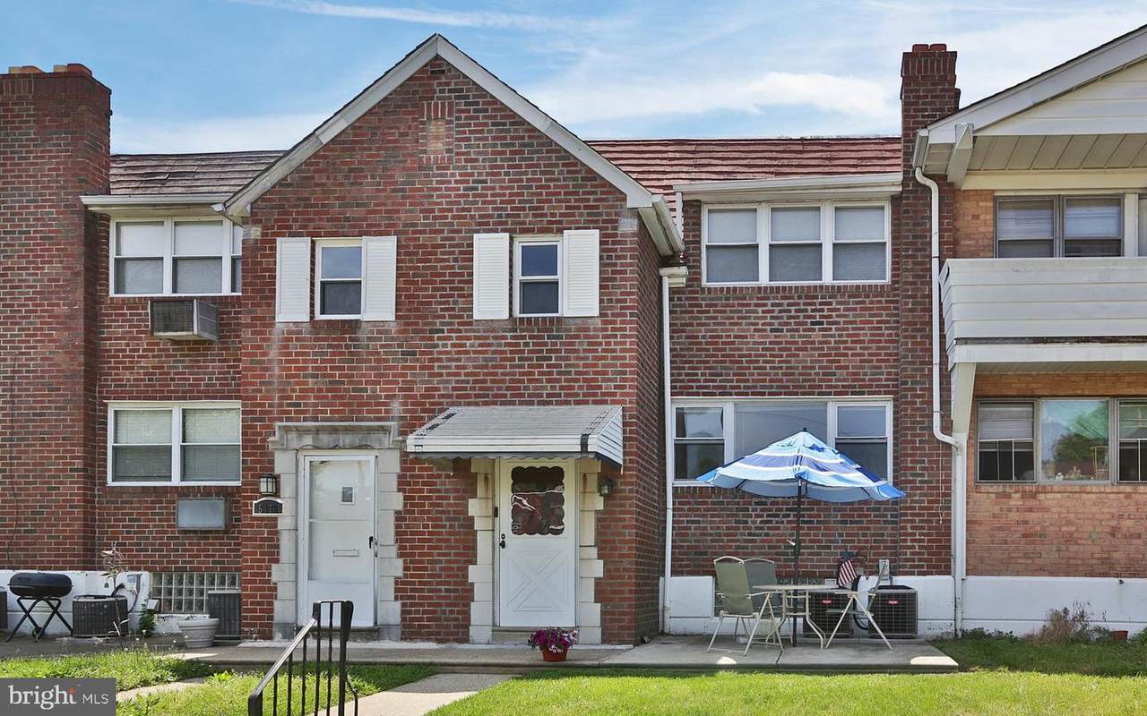 5474 Vicaris Street - Photo 1