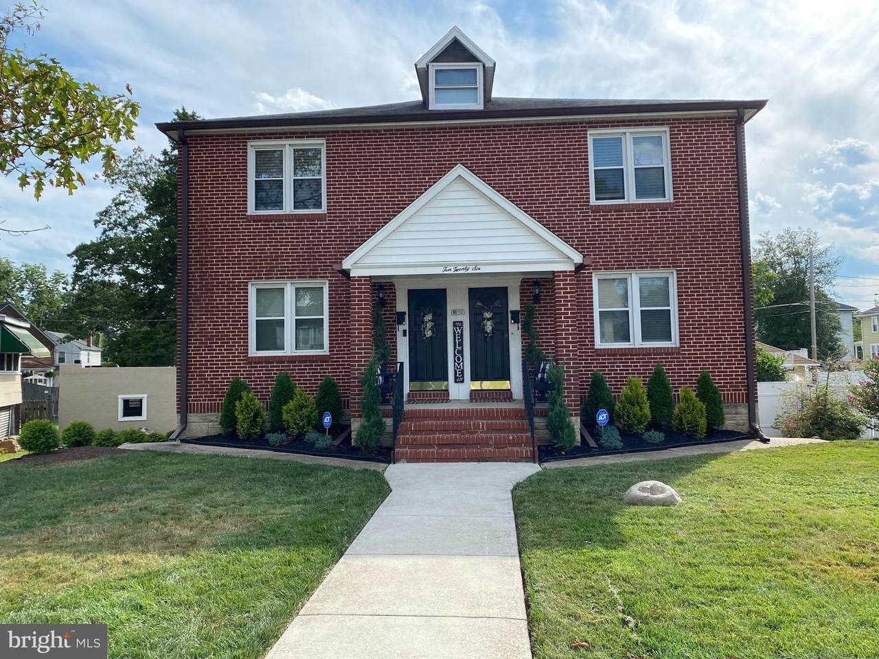 1026 Beechfield Avenue - Photo 1