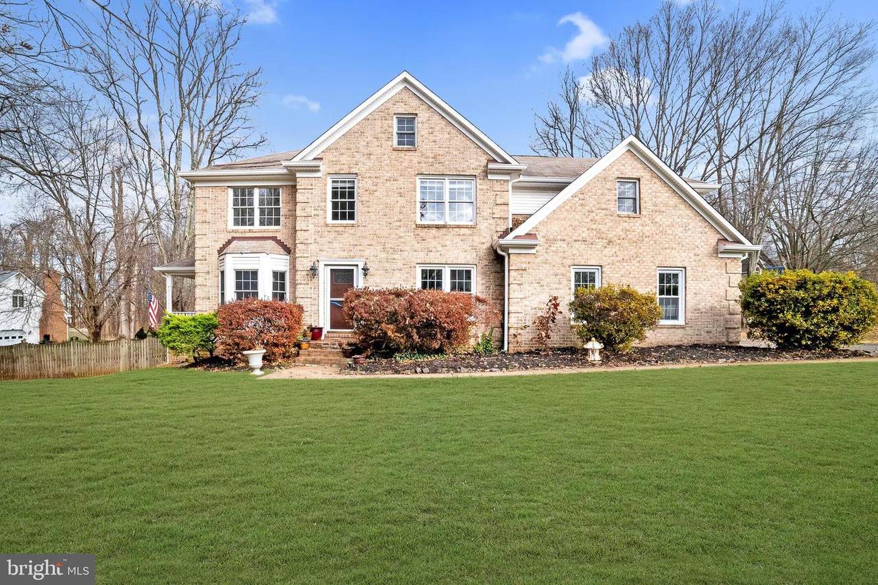 5606 Sinclair Drive - Photo 1