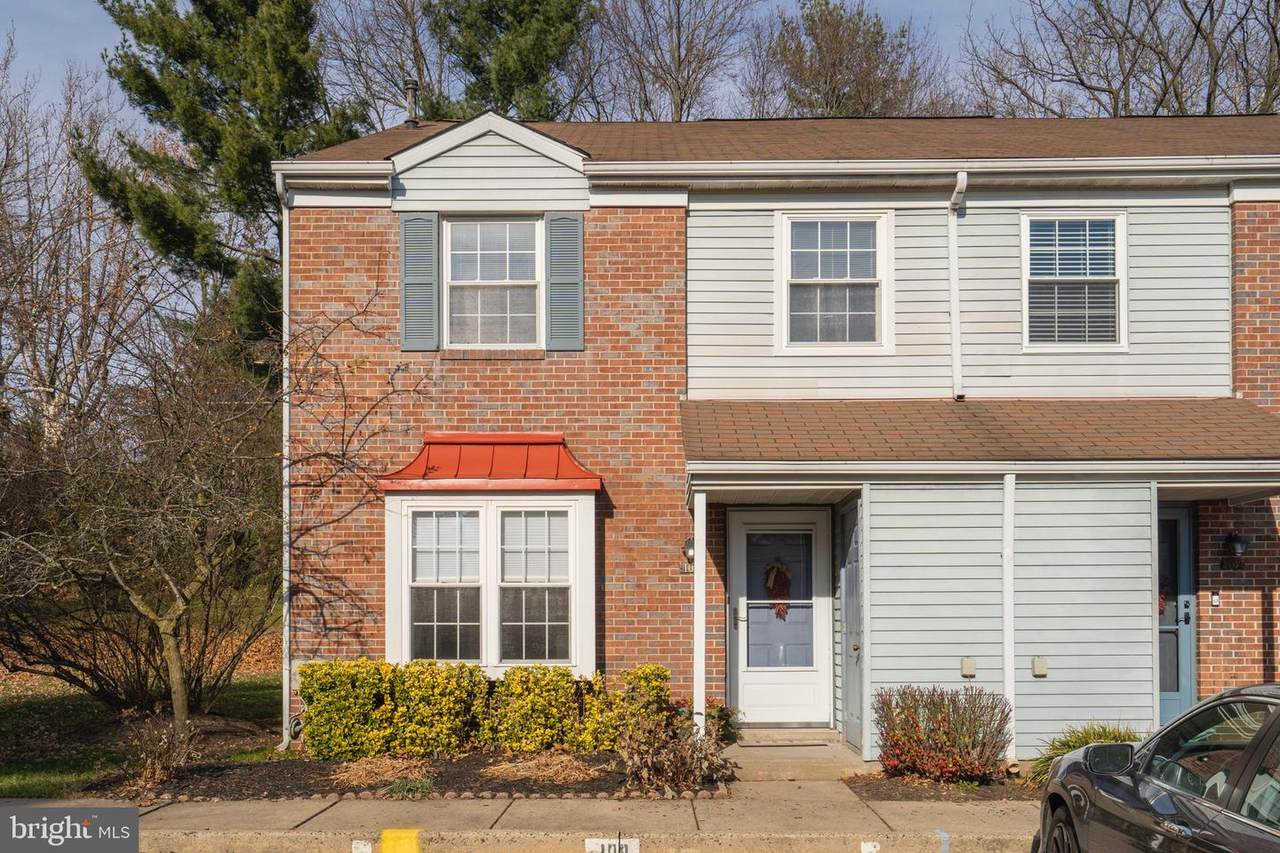 100 Brookwood Drive - Photo 1