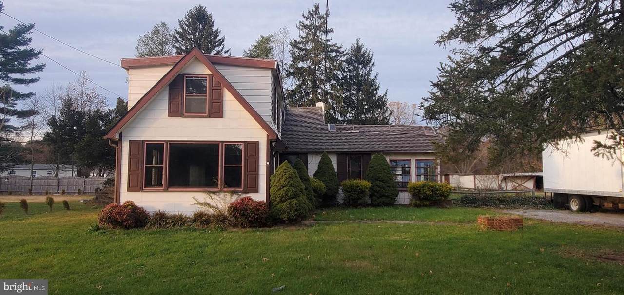 53 Station Avenue - Photo 1