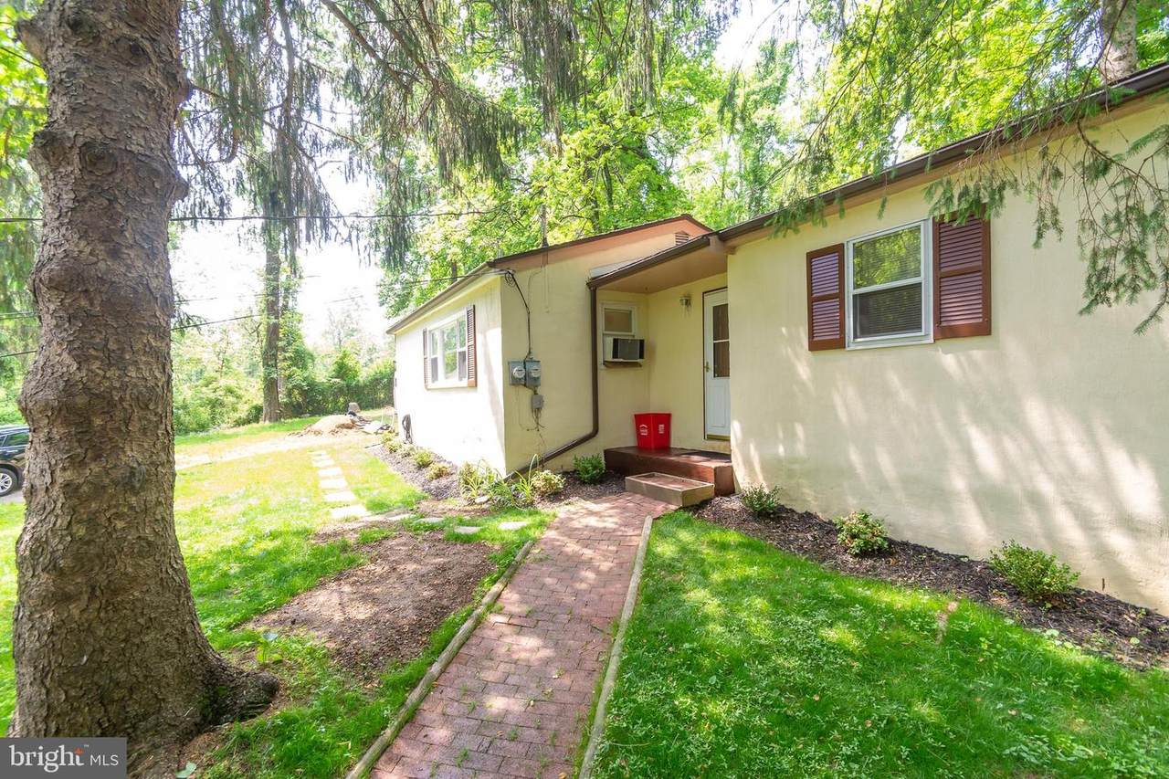 1190 Creek Road - Photo 1