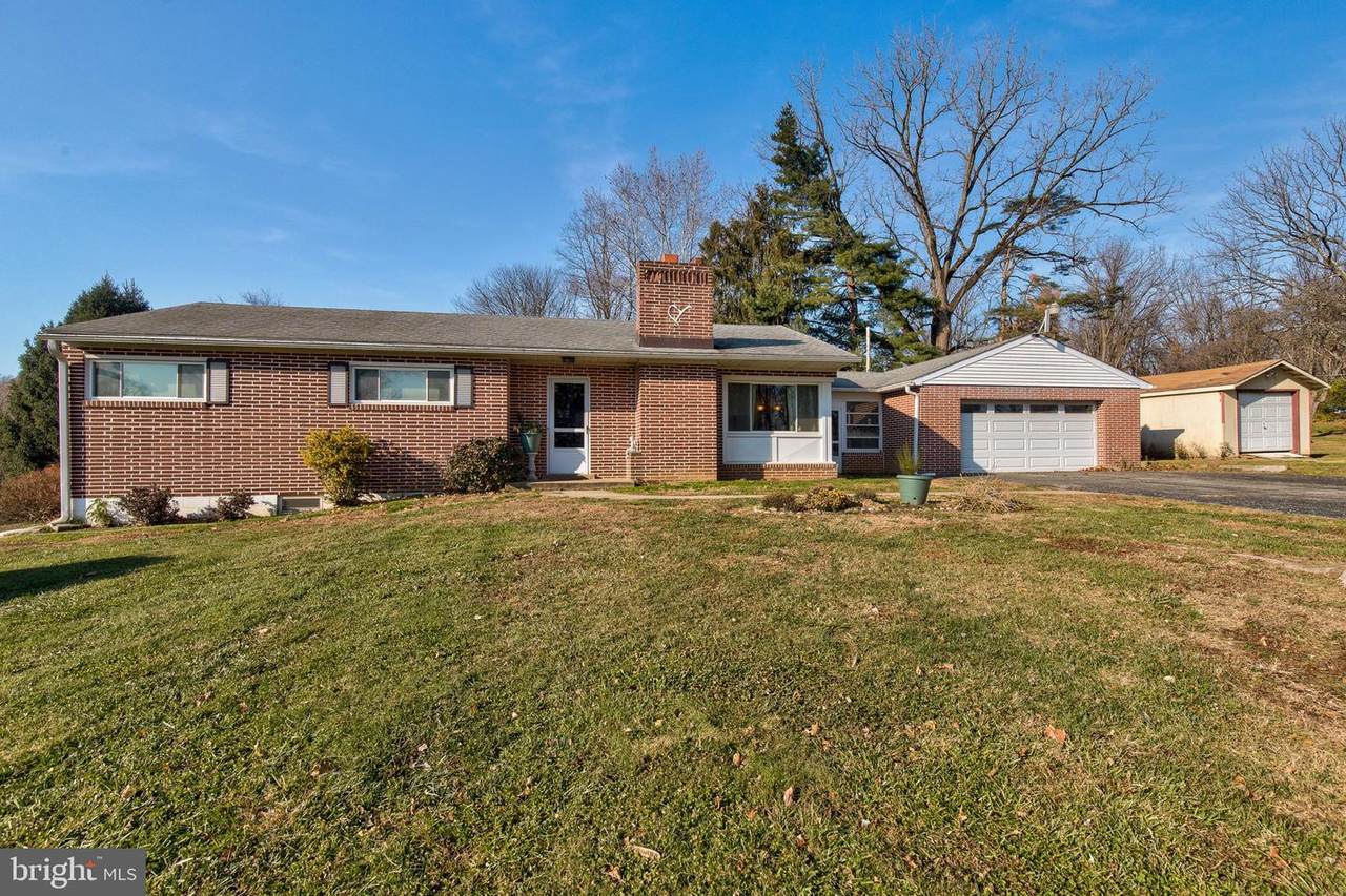 1641 Conchester Highway - Photo 1