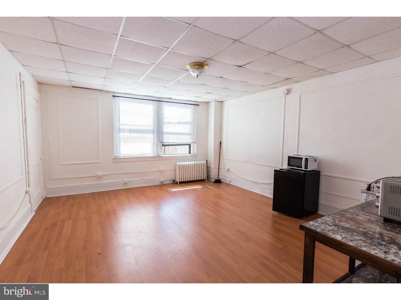 1324 Locust Street - Photo 1