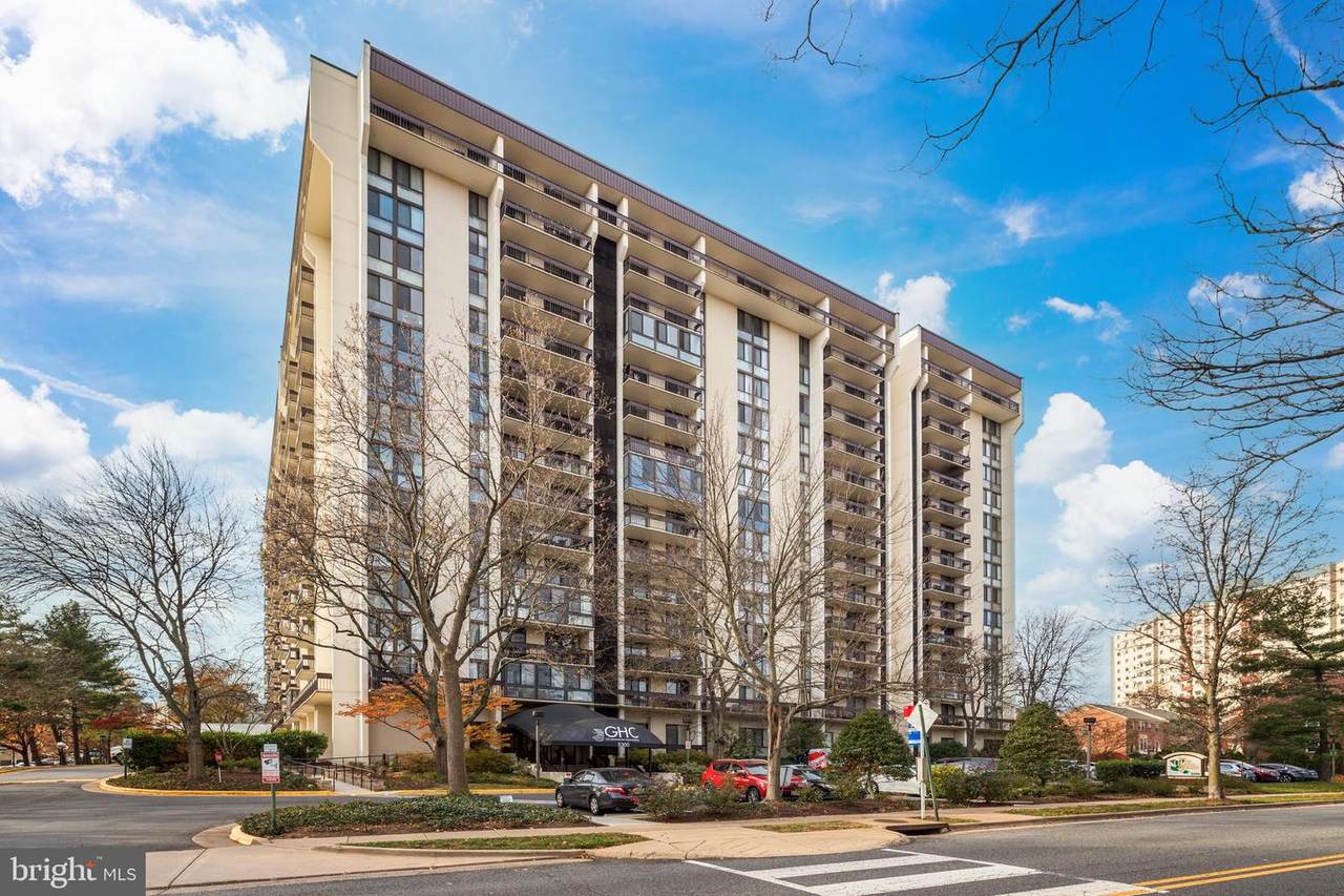 5300 Holmes Run Parkway - Photo 1