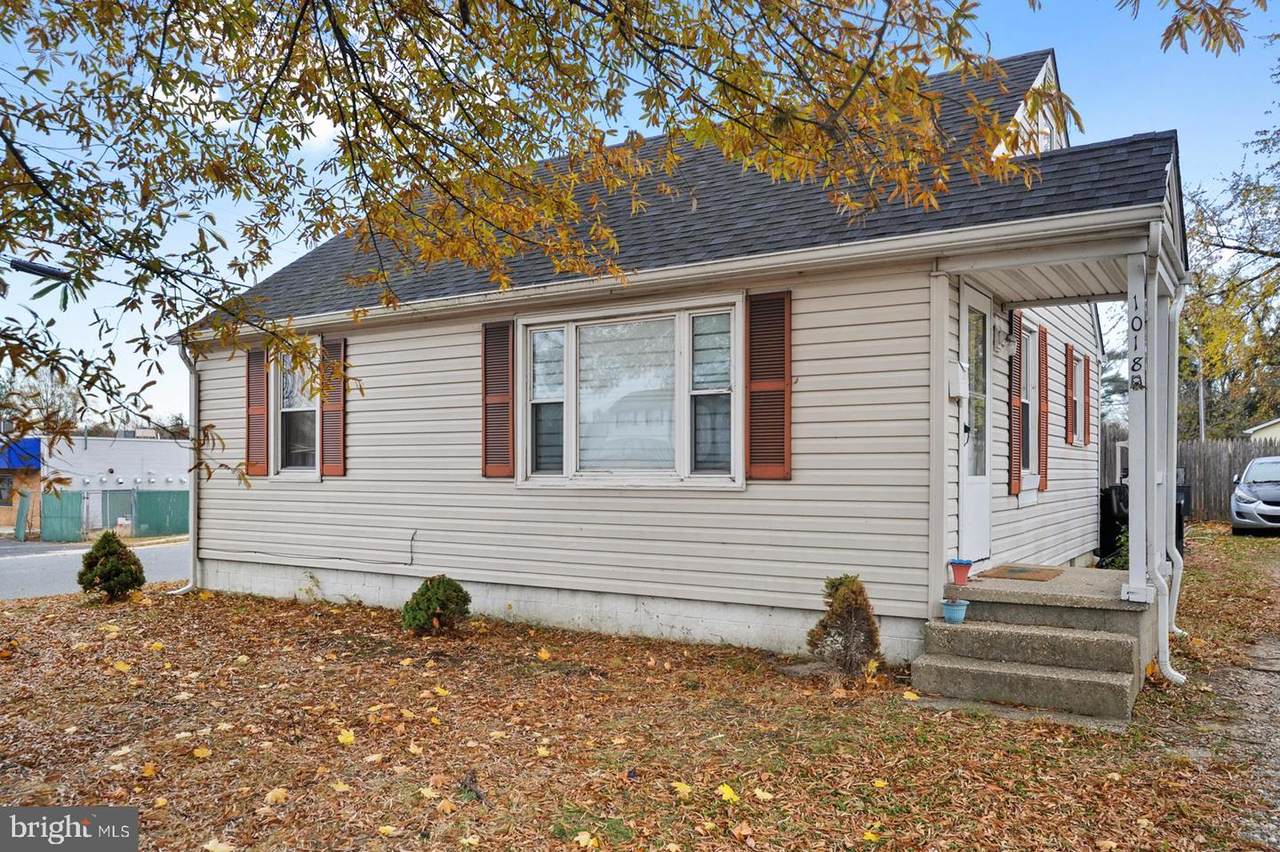 1018 White Oak Road - Photo 1