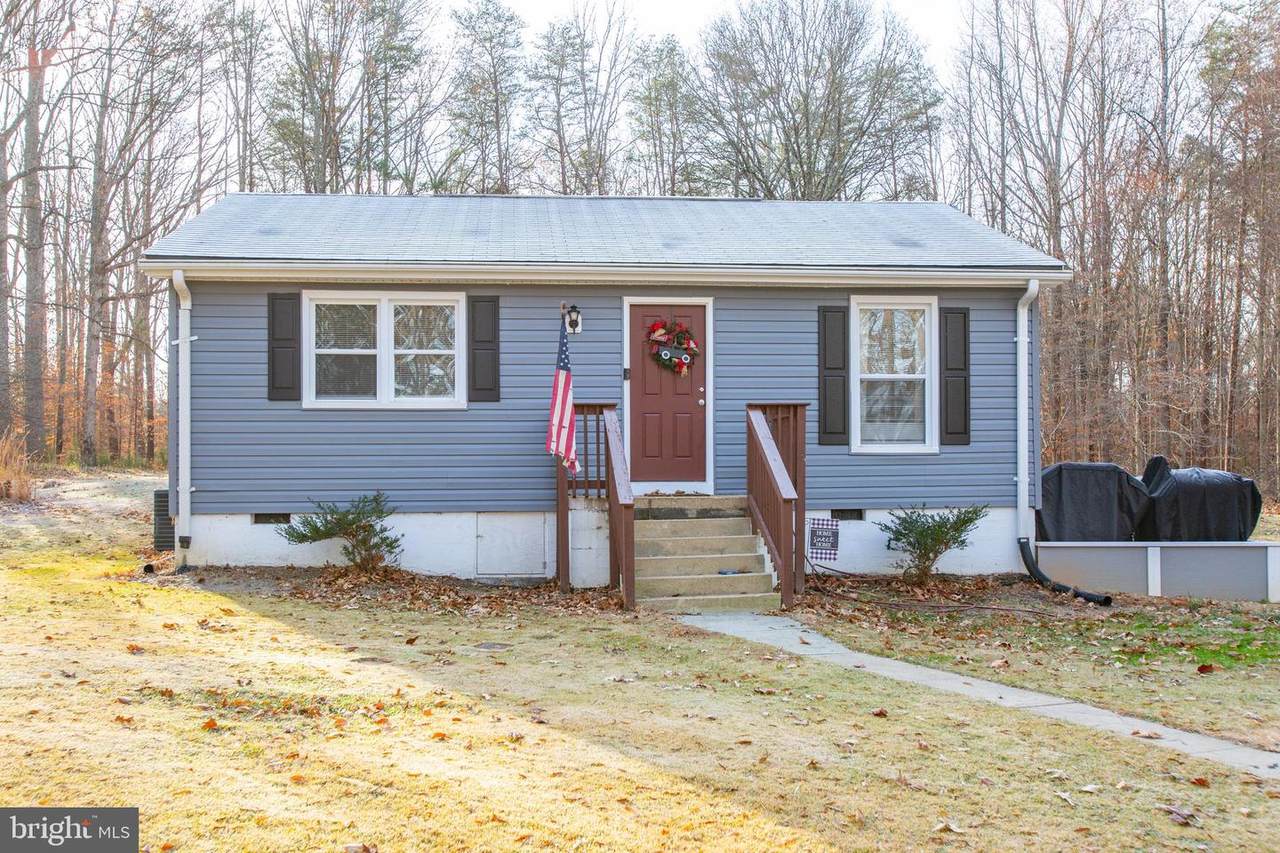 10036 Fairview Rd - Photo 1