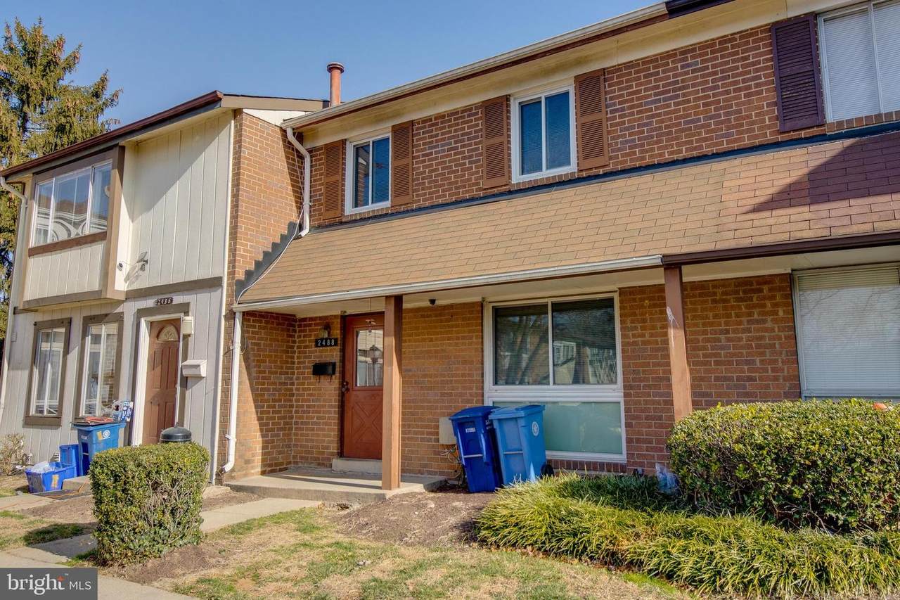 2488 Sun Valley Circle - Photo 1