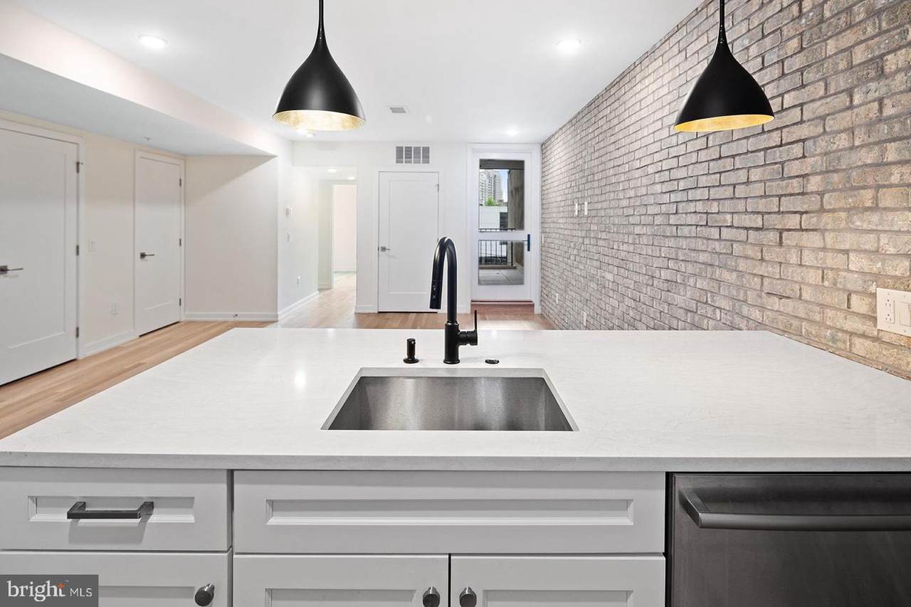 806 2ND Street - Photo 1