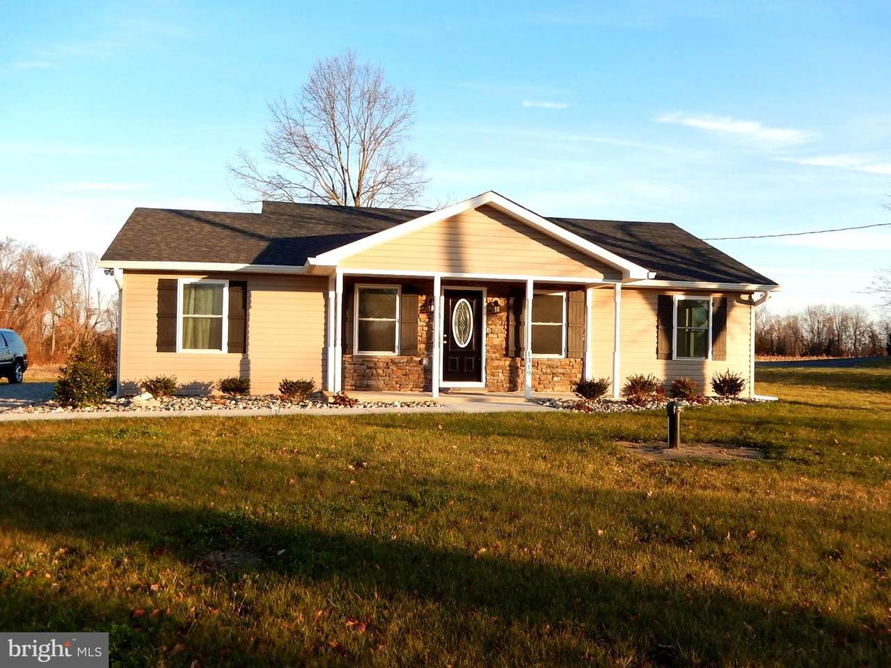 1319 Paddock Road - Photo 1