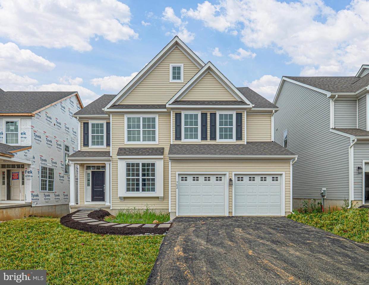 184 Bowery Lane - Photo 1