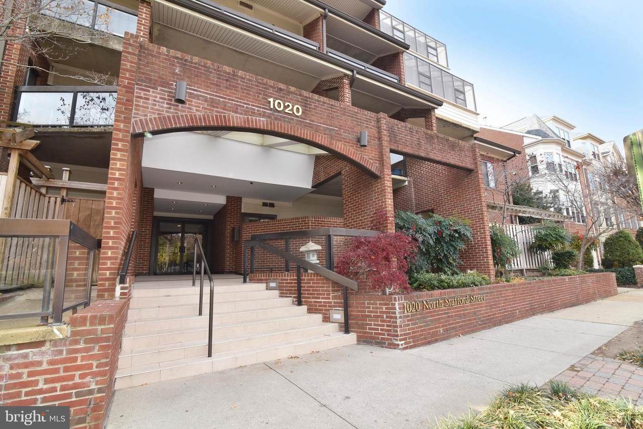 1020 Stafford Street - Photo 1