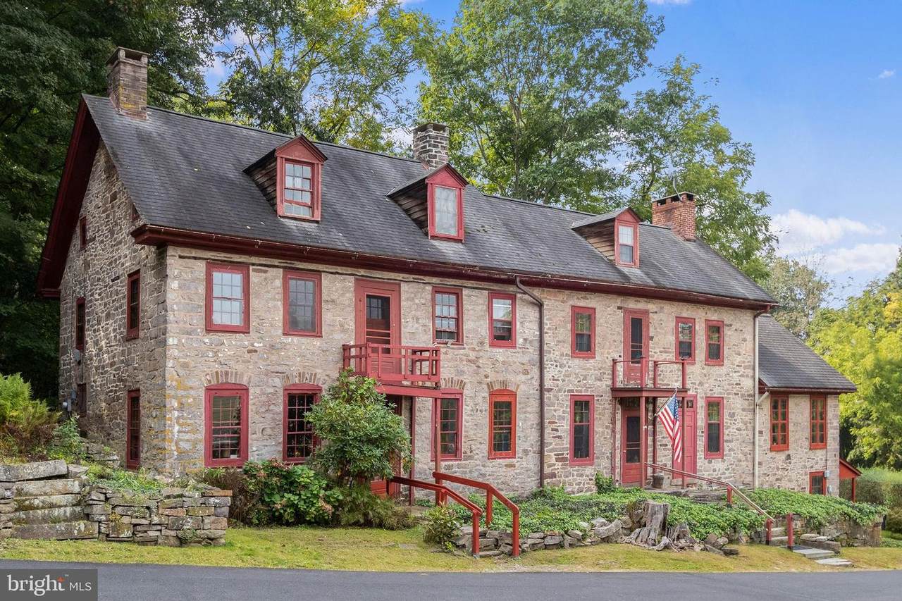 3505 River Road - Photo 1