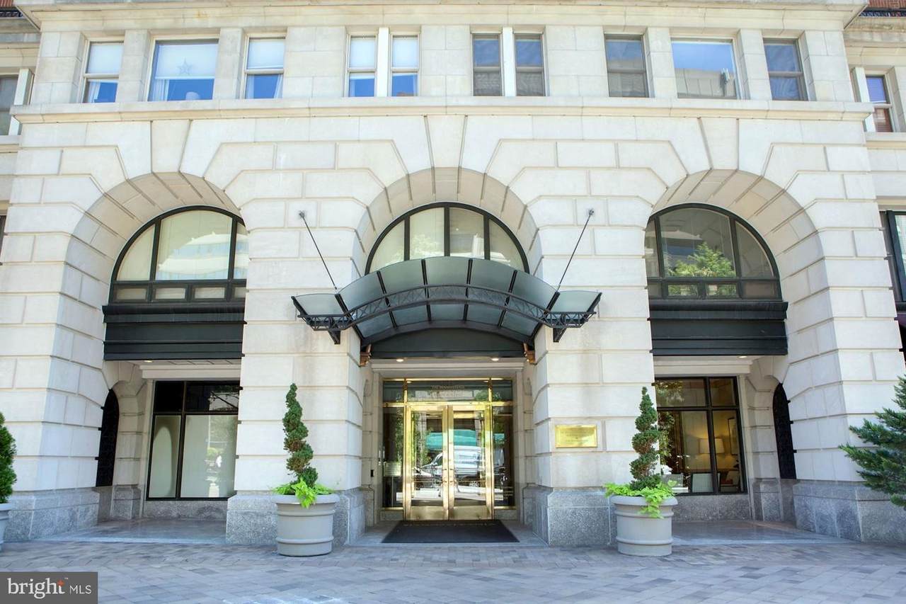 601 Pennsylvania Avenue - Photo 1