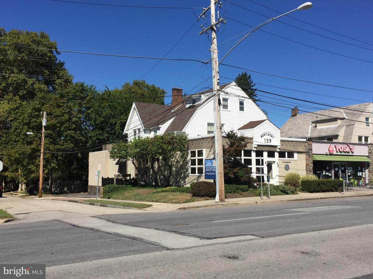139 Montgomery Avenue - Photo 1