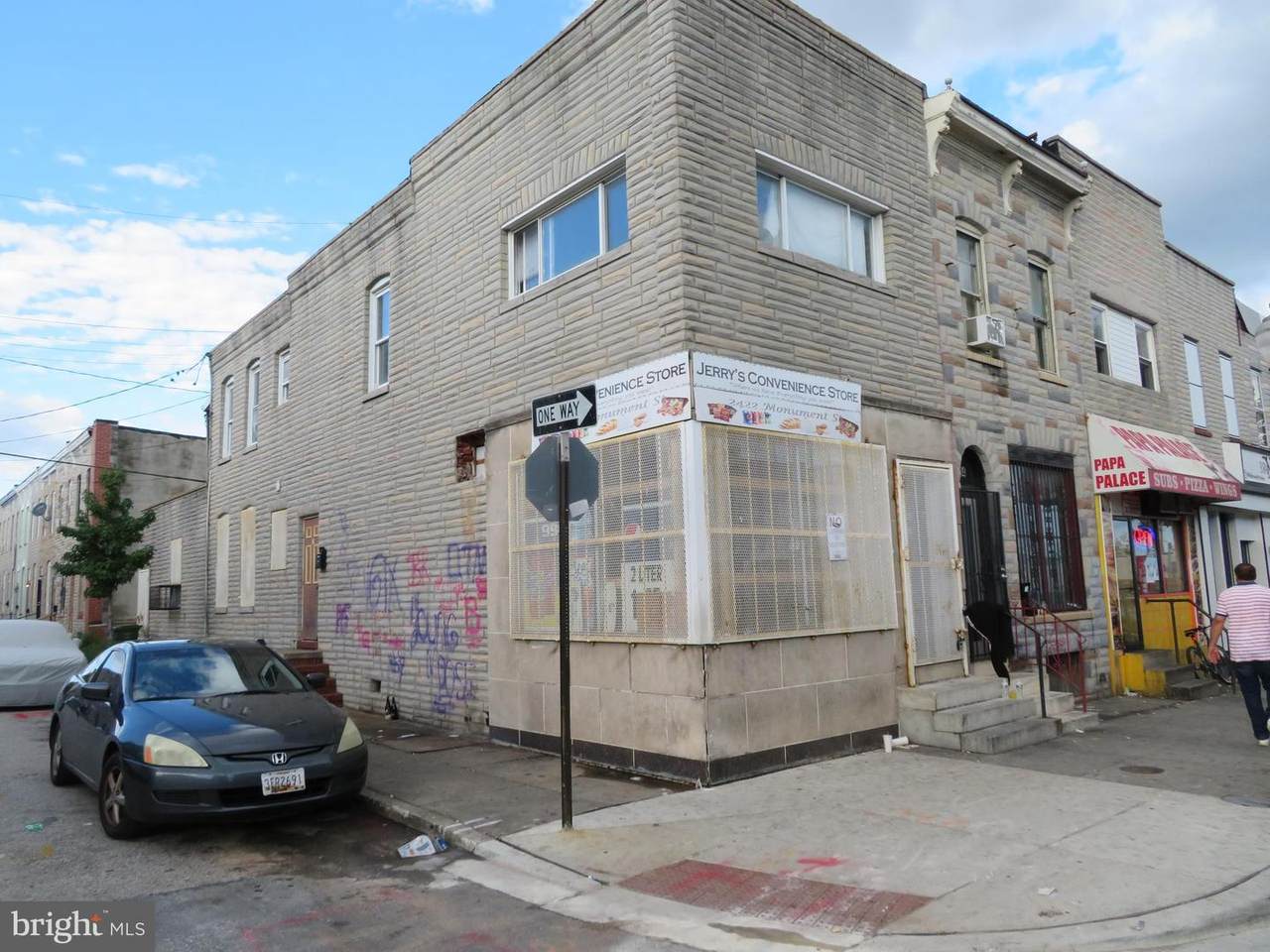 2422 Monument Street - Photo 1