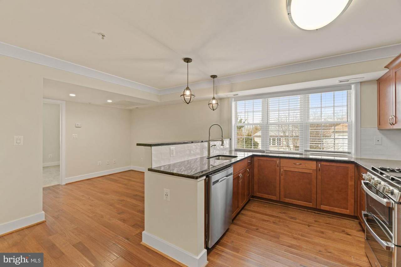 3210 8TH Street - Photo 1