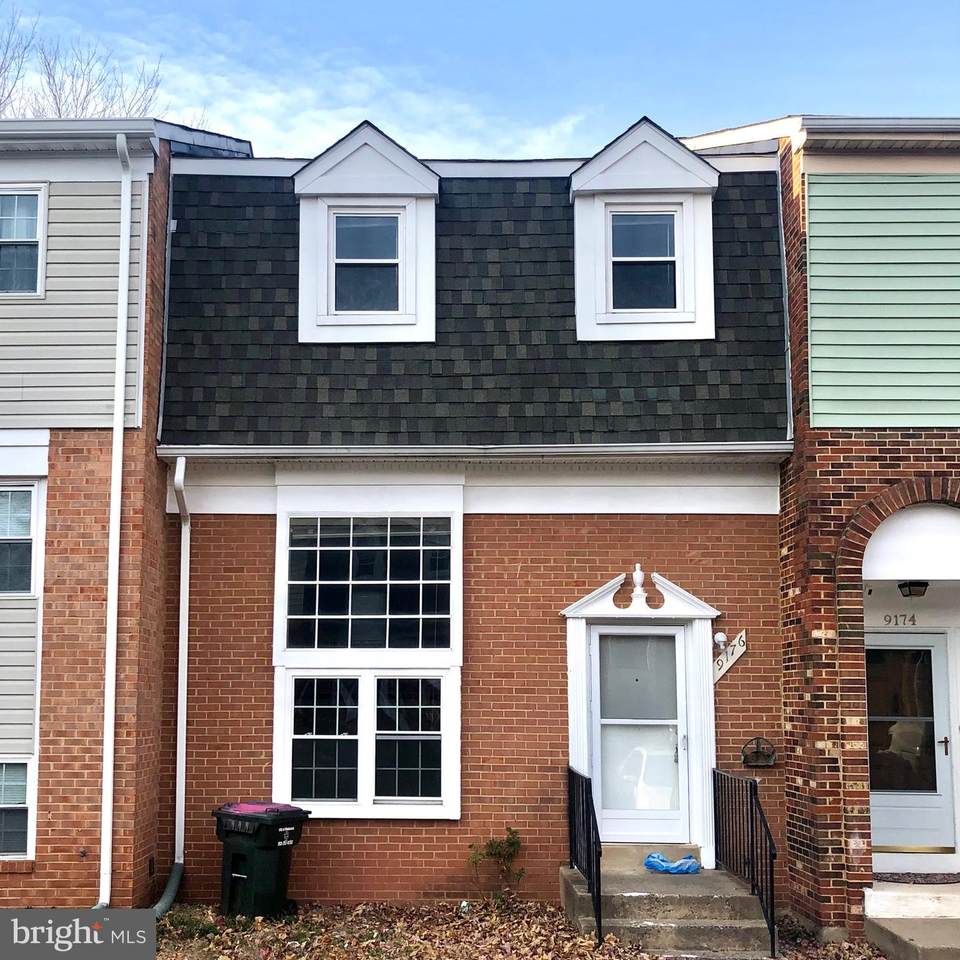 9176 Laurelwood Court - Photo 1