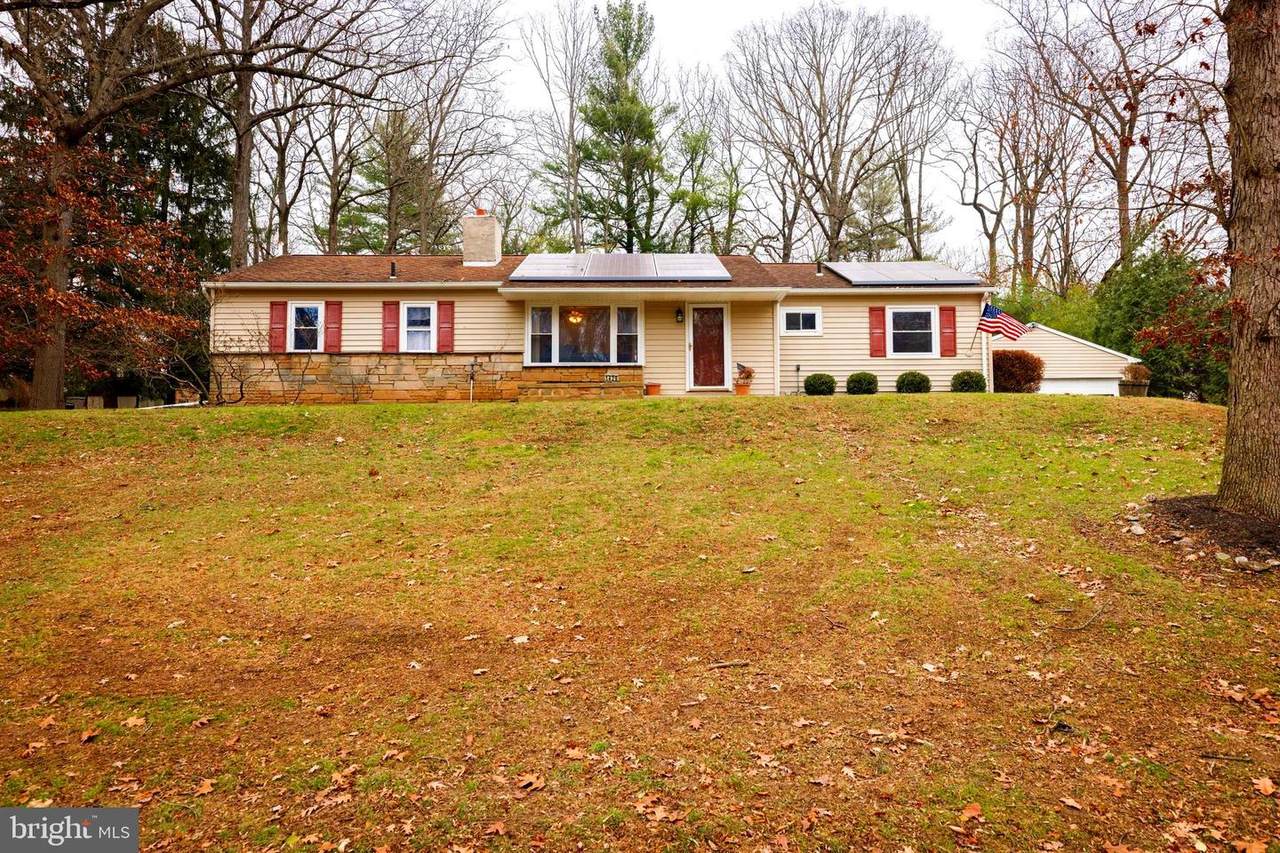 1429 Oak Lane - Photo 1