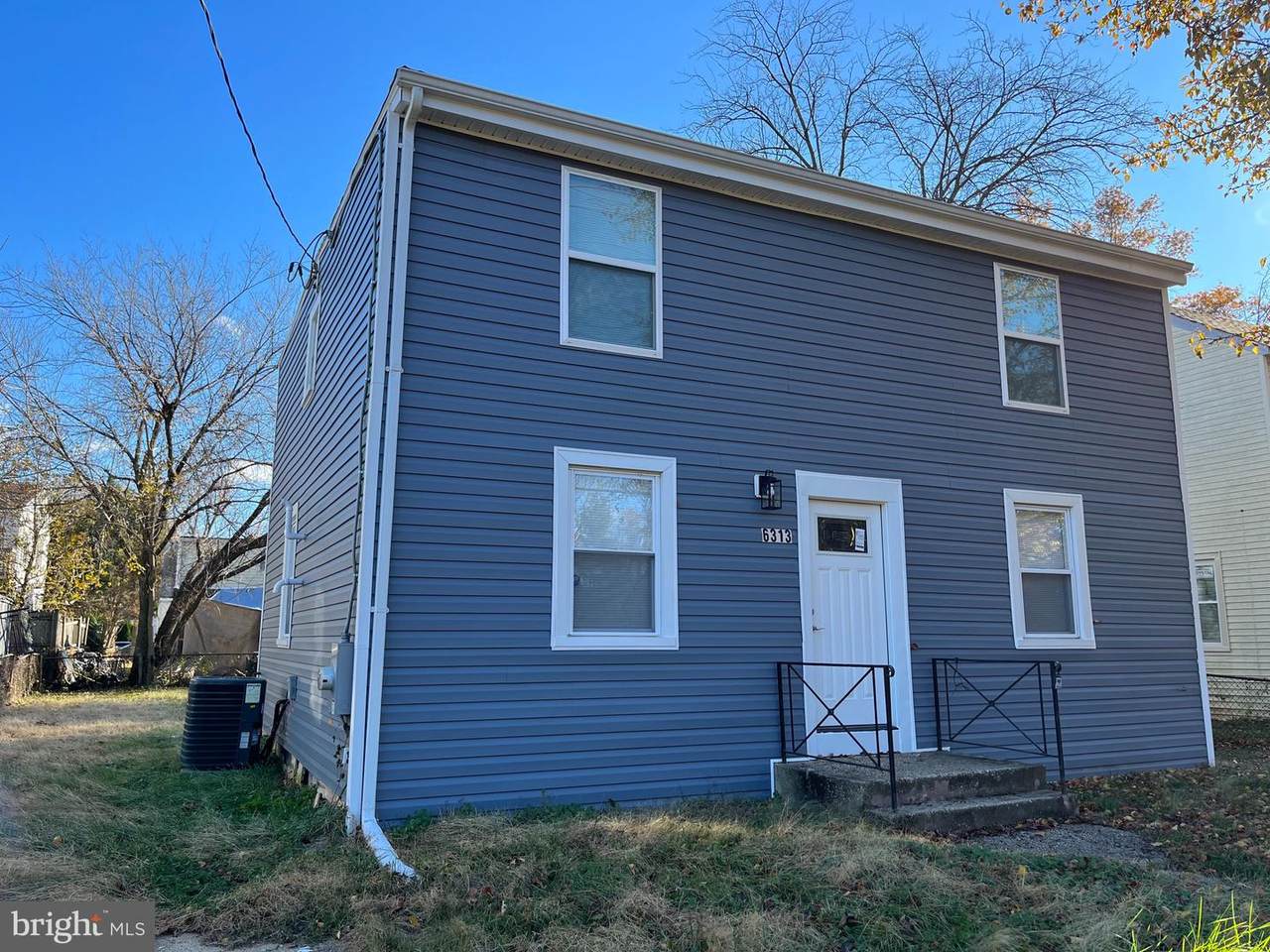 6313 Sligo Parkway - Photo 1