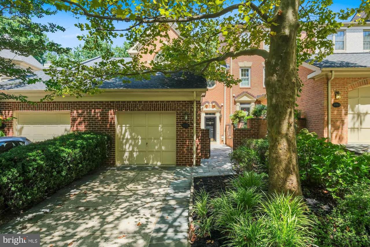 4031 Mansion Drive - Photo 1
