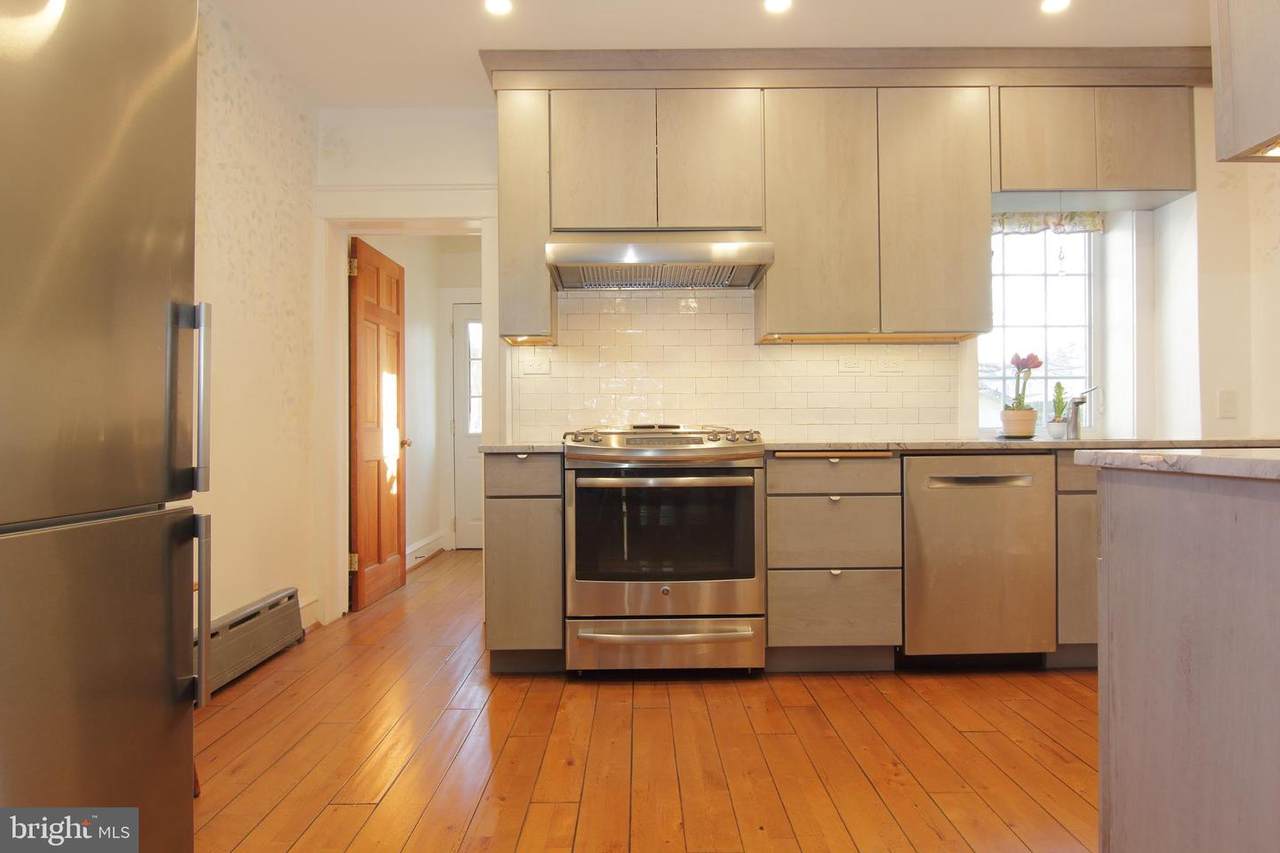 819 Loraine Street - Photo 1