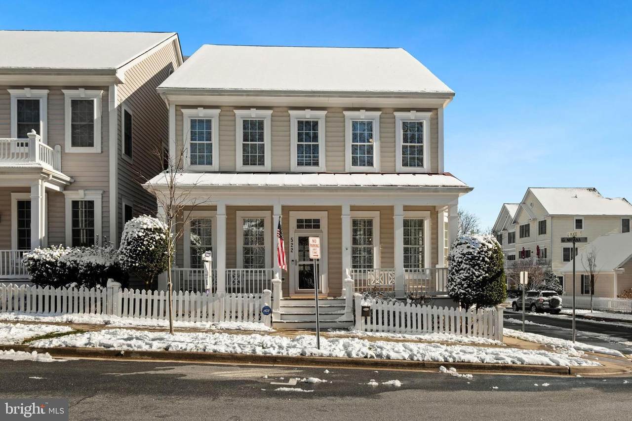 522 Nirvana Street - Photo 1